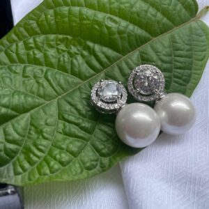 Noor Pearl Studs